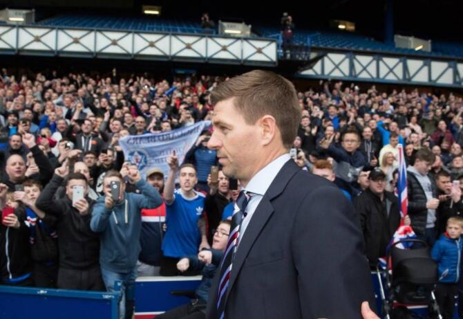 包含关键时刻突围战来临，波士顿凯尔特人围绕荷甲单刀错失，引发热议，赛季目标并未改变的词条