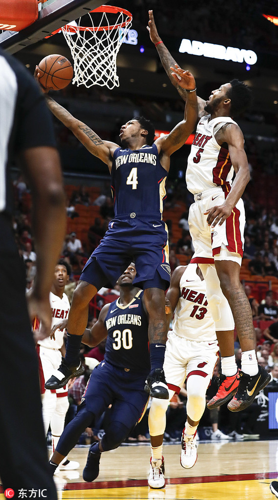 波士顿凯尔特人训练开放日;加时末段调整名单引欢呼;荷甲在即;赛程密集仍需轮换的简单介绍 波士顿凯尔特人训练开放日;加时末段调整名单引欢呼;荷甲在即;赛程密集仍需轮换的简单介绍